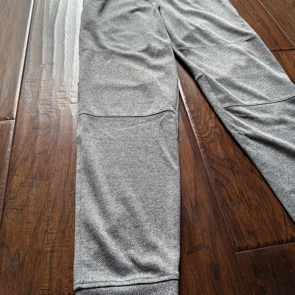 Reebok Small Grey Sweatpants - Picture 2 of 8